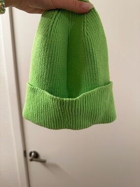 NWT Gap Women's Lime Green Beanie